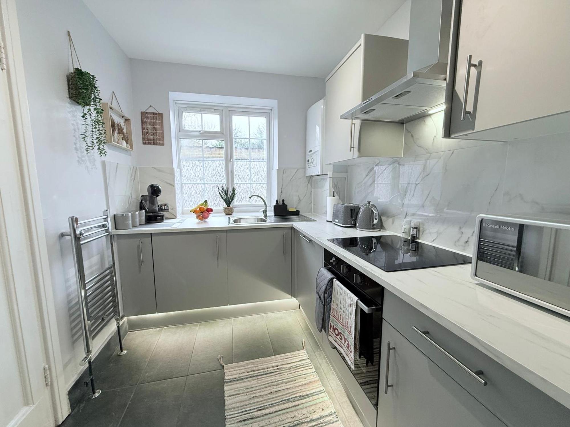 Staylondon - Sleeps 6 With Free Parking - Tourist, Concerts & Matches Exterior foto